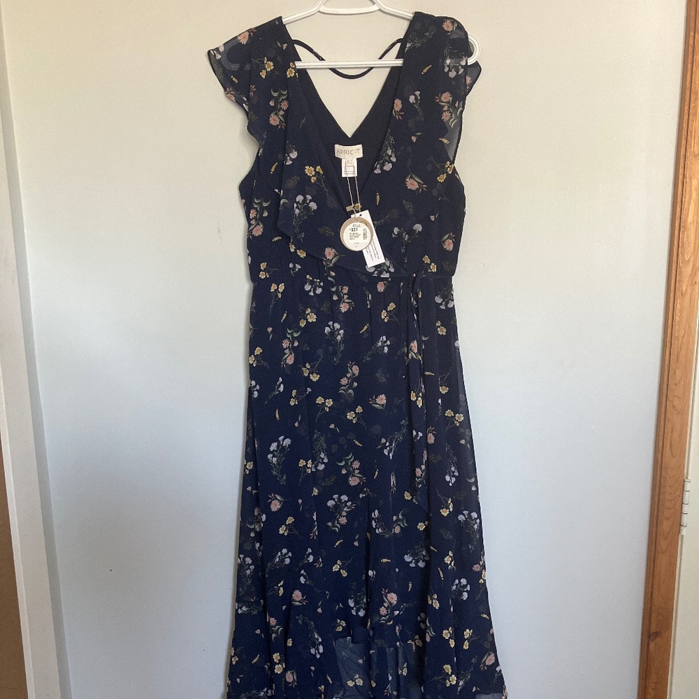 Wrap Dress - Picture 4 of 5